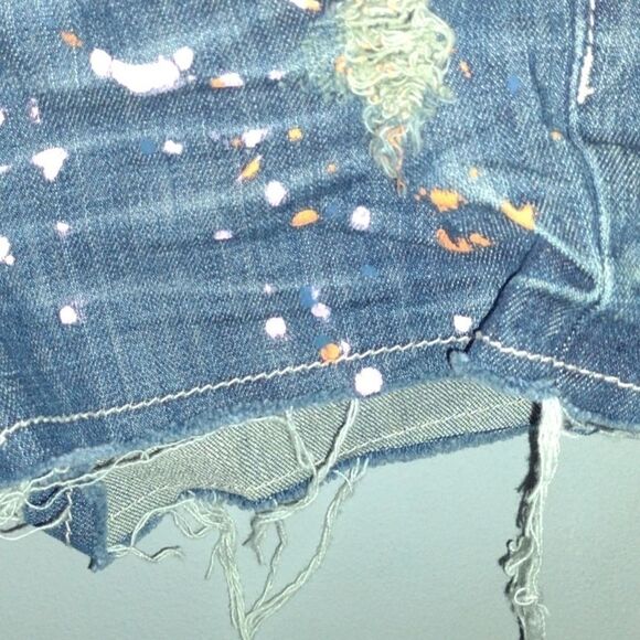 Delia's paint splattered Y2K style size 0 shorts pink orange blue - Picture 5 of 8